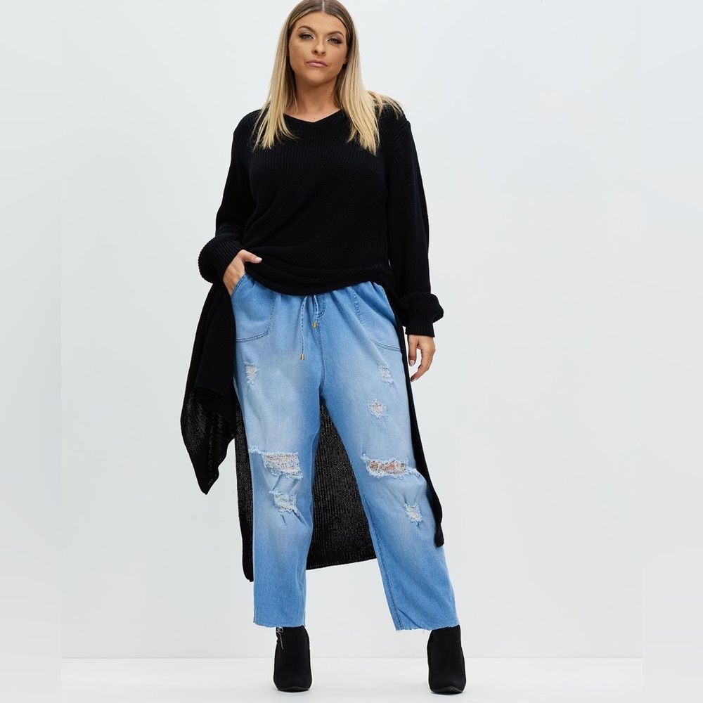 Hope and Harvest Rosie Ripped Denim Joggers NWT $139 Size 10/12